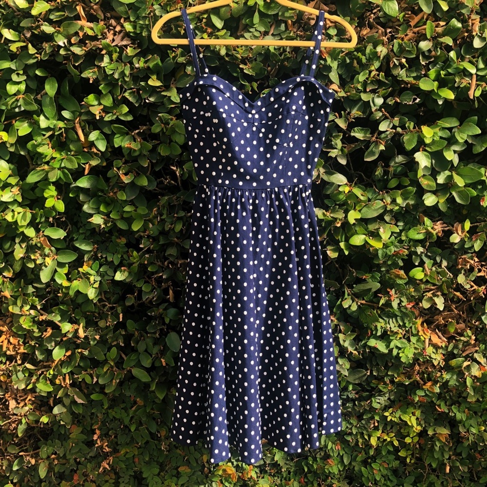 Adorable retro polka dot dress with tags!